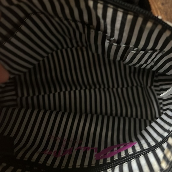 Purse - Picture 4 of 4